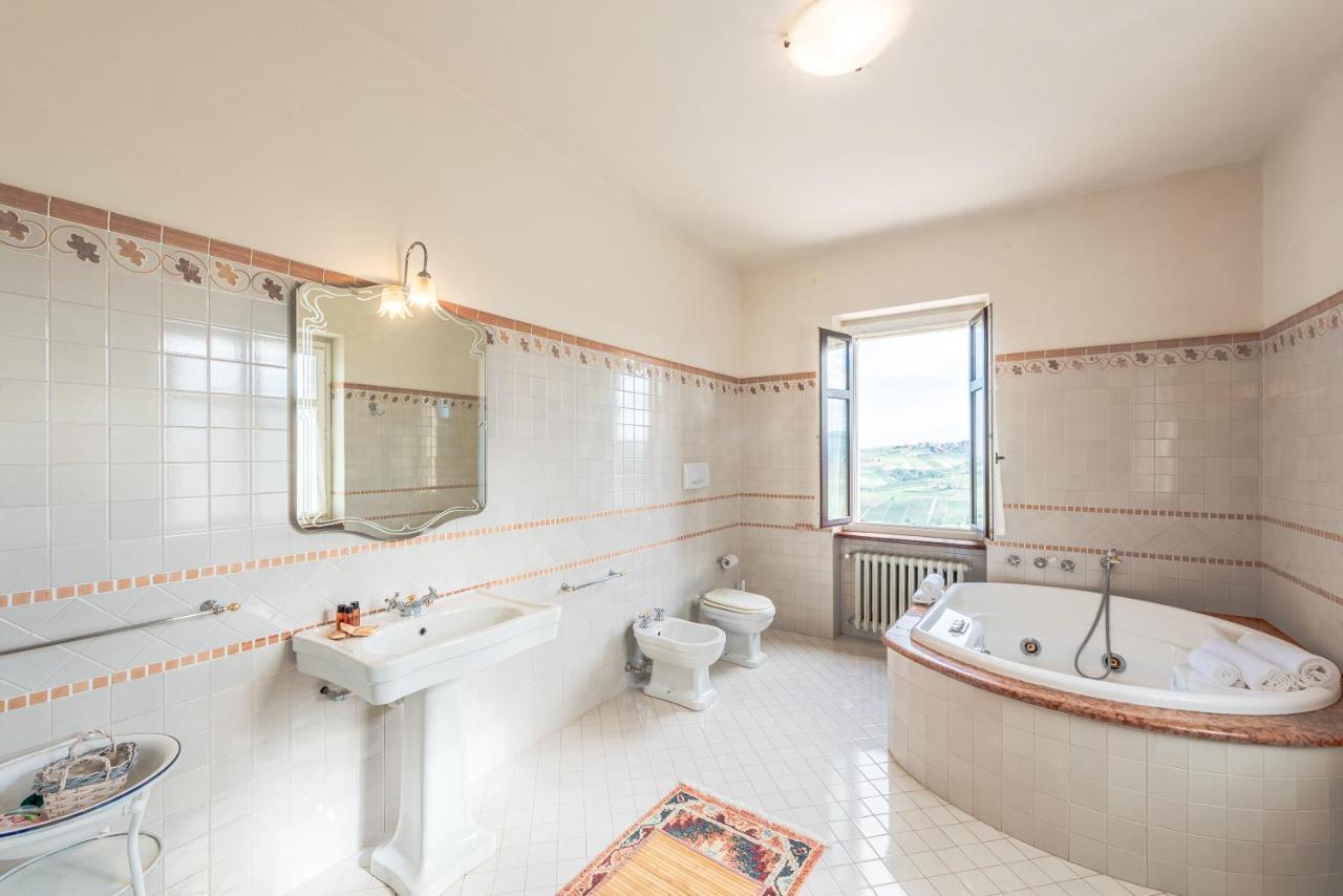 Villa Bricco Paglieri, Entire Villa Άλμπα Εξωτερικό φωτογραφία