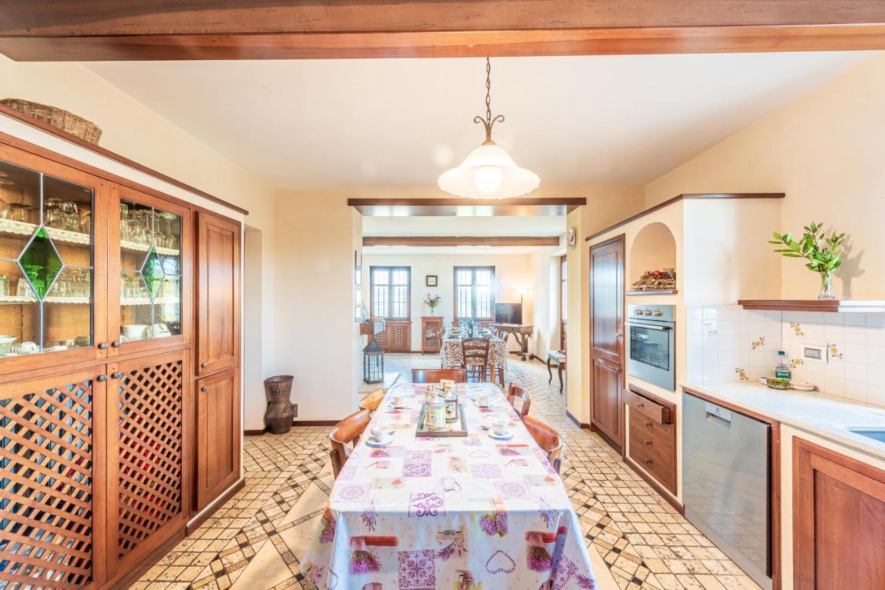 Villa Bricco Paglieri, Entire Villa Άλμπα Εξωτερικό φωτογραφία