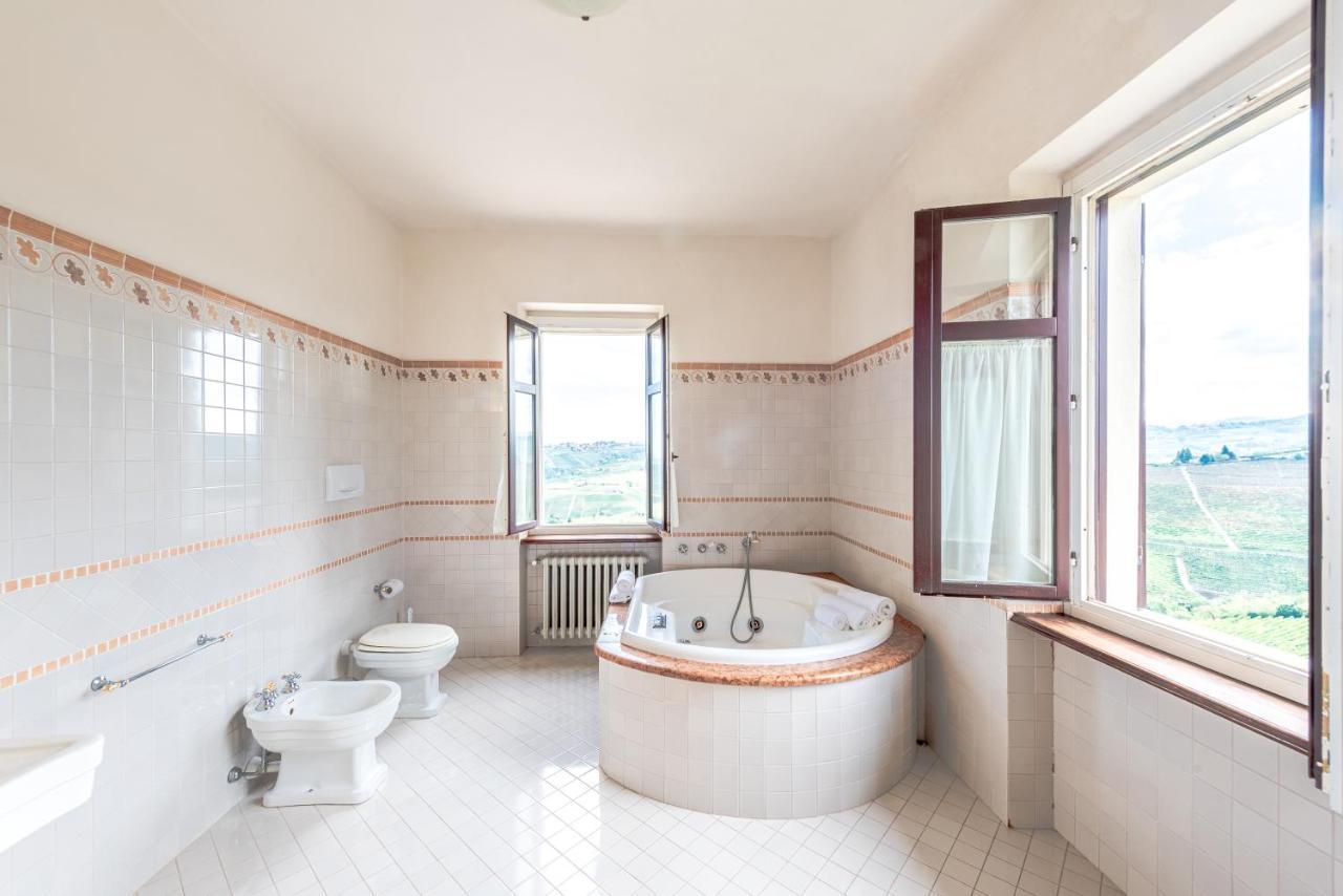 Villa Bricco Paglieri, Entire Villa Άλμπα Εξωτερικό φωτογραφία
