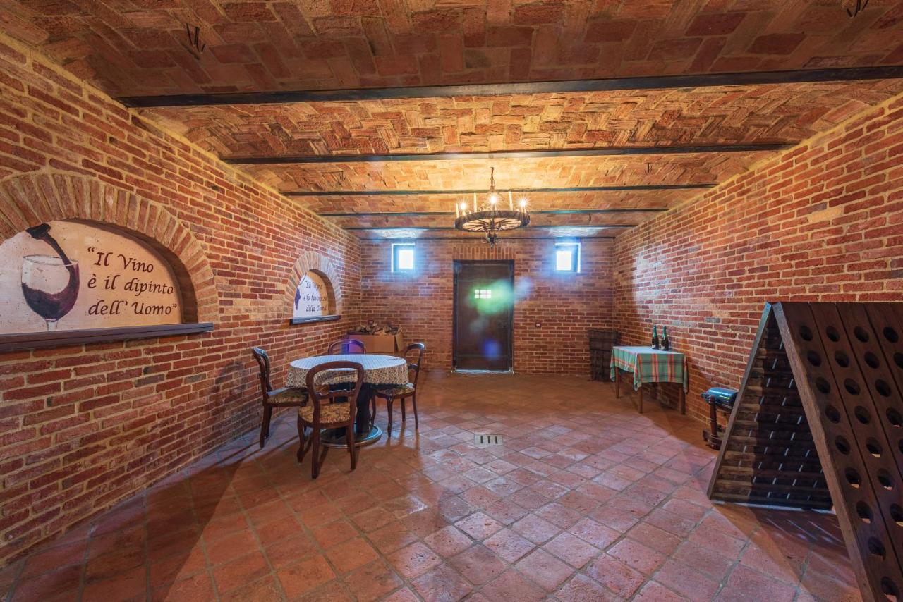 Villa Bricco Paglieri, Entire Villa Άλμπα Εξωτερικό φωτογραφία