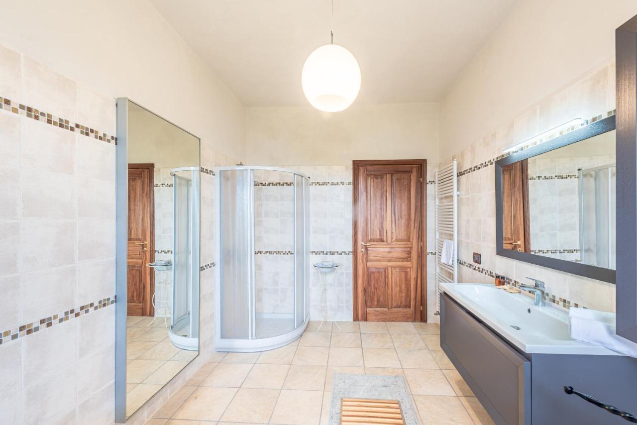 Villa Bricco Paglieri, Entire Villa Άλμπα Εξωτερικό φωτογραφία