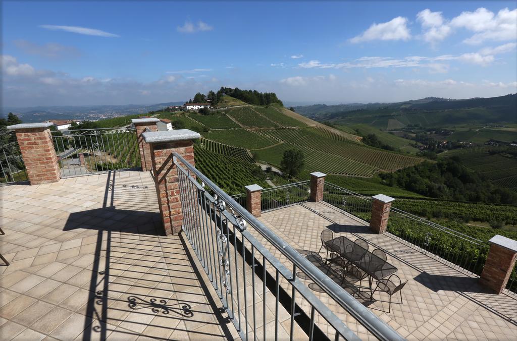 Villa Bricco Paglieri, Entire Villa Άλμπα Εξωτερικό φωτογραφία